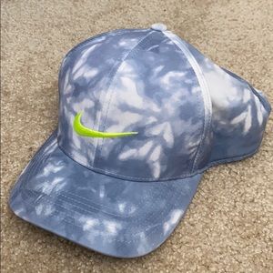Nike golf hat